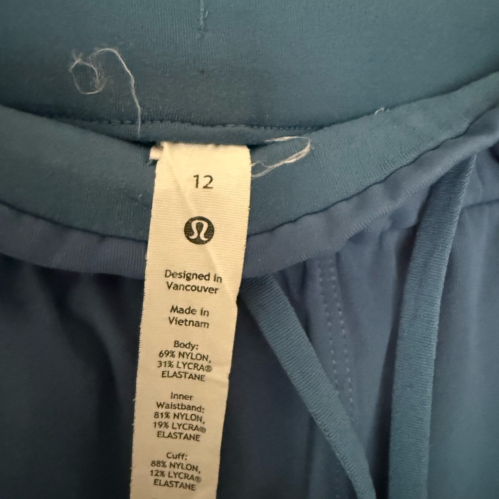 Lululemon High Rise Joggers - Picture 3 of 4